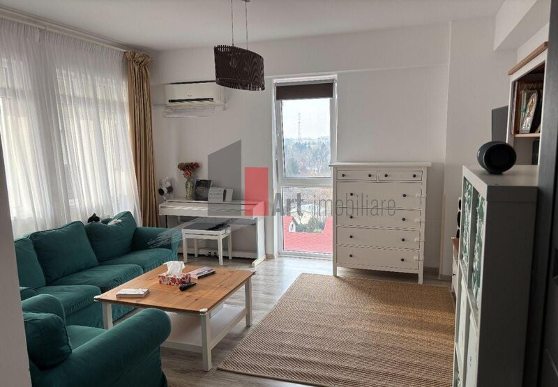 Oltenitei, Romprim, vanzare apartament 3 camere.